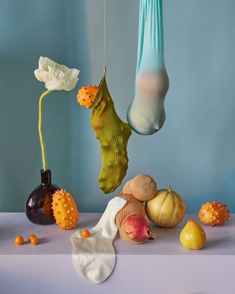 New York-based photographer Doan Ly surprises with a colorful ad campaign for Italian refined socks brand Comme Si.#color #stilllifephotography #styling Object Photography, Still Life Photos, Still Life Art, Baby Art, Shoot Ideas, Art Plastique, Photography Inspo, Design Floral, Life Photography