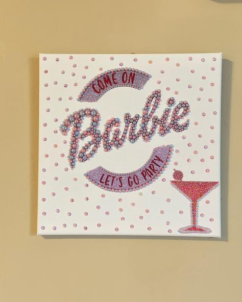 Barbie Canvas Painting, Bedazzled Painting, Diy Cutouts, Bedazzled Art, Frozen Makeup, Barbie Painting, Rhinestone Canvas, Crystal Painting, Barbie Shop