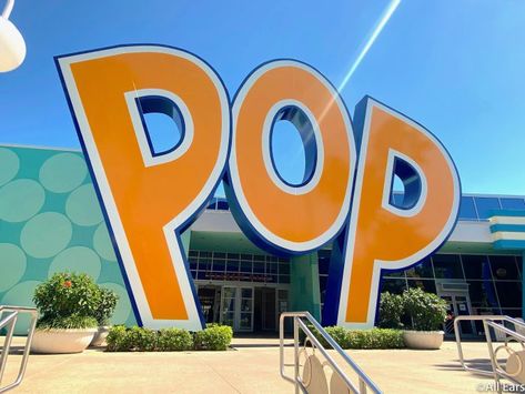 Disney Visa Card, Disney World Hotel, Pop Century Resort, Disney Deals, Art Of Animation Resort, Pop Century, Disney World Hotels, Disney Pop, Disney Hotels