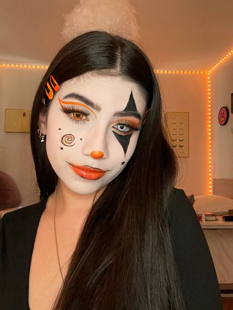 Orange Clown Makeup, Orange Halloween Makeup, Skull Makeup Tutorial, Hippie Makeup, Clown Face Paint, Clown Costume Women, Female Clown, Mask Makeup, Halloween Makeup Pretty