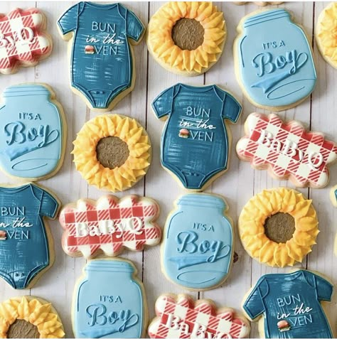 Babyque Cookies, Babyque Shower Ideas Boy, Baby Q Desserts, Baby Q Balloon Arch, Baby Q Baby Shower Theme, Babyque Cake, Labor Day Baby Shower Ideas, Bbq Baby Shower Ideas For Boys, Picnic Theme Baby Shower Ideas