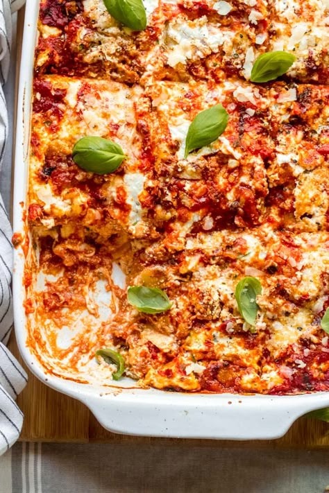 Ground Turkey Lasagna, Lasagna Side Dishes, Lasagna Recipe With Ricotta, Turkey Lasagna, Frozen Lasagna, Sausage Lasagna, Best Lasagna Recipe, Ina Garten Recipes, Zucchini Lasagna