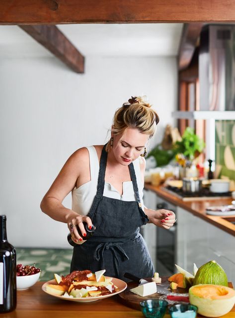 Alison Roman shares her Torn Plum Browned-Butter Cake recipe from her new book, Nothing ... Dessert Sans Lactose, Grilled Trout, Alison Roman, Cooking Photos, Hosting Dinner, Butter Cake Recipe, Personal Chef, French Toast Casserole, New Cookbooks