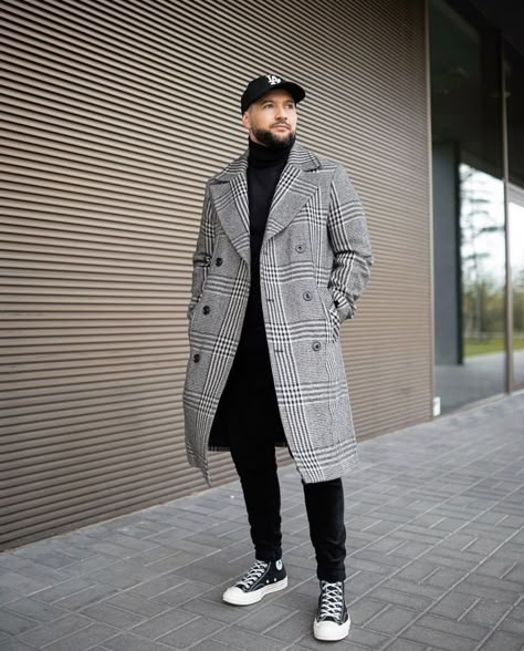 Brunch Outfit Men Winter, Big Men Winter Outfits, Mens Paris Outfits Winter, New York Winter Men Outfit, Black Man Fall Outfit, Ny Winter Outfits Men, Mens Nyc Style, Mens New York Winter Outfit, Men’s New York Winter Outfits