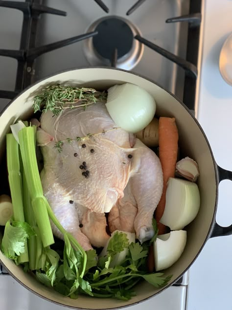 Healing Chicken Noodle Soup, Chicken Soup Recipes Homemade, Chicken Noodle Soup Crock Pot, Jewish Cuisine, Chicken Noodle Soup Recipe, Homemade Chicken Soup, Homemade Chicken Noodle, Noodle Soup Recipe, Chicken Noodle Soup Homemade