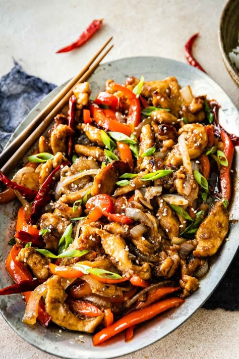 Pepper And Onion Chicken, Chicken Bell Pepper Stir Fry, Chicken Onion And Pepper Recipes, Thai Chili Chicken Recipes, Wonton Stir Fry Recipe, Thai Peppers Recipes, Chicken Onions Peppers, Recipes With Thai Chili Peppers, Chicken With Bell Peppers And Onions