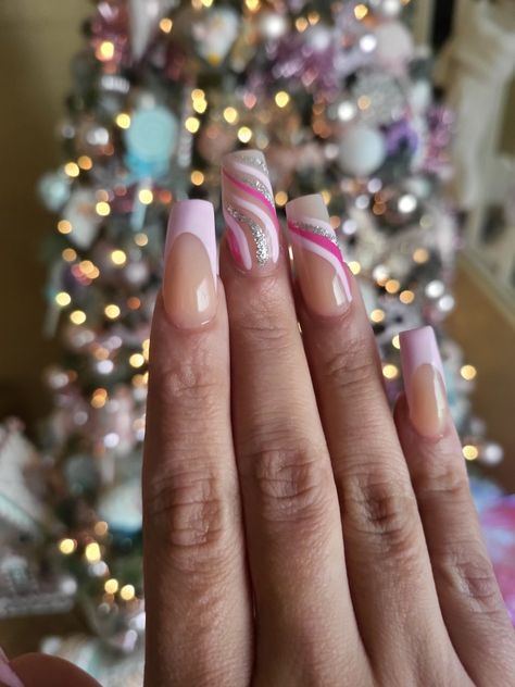 Pink Swirl Nails With Glitter, Swirl Nails With Glitter, Pink Swirl Nails, Swirl Nails, Nails With Glitter, Glamorous Nails, Pink Swirls, Nail Nail, Nails Nail