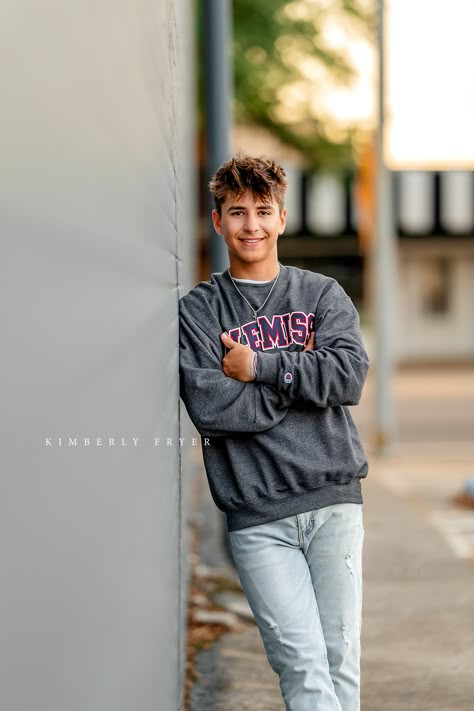 Guy Pictures Ideas, In Studio Senior Pictures Guys, Senior Picture Ideas For Guys Woods, Portrait Poses For Men Outdoor, Senior Pose Ideas For Guys, Grad Picture Ideas Boys, Senior Portrait Guys, Guy Senior Pictures With Car, Men's Senior Pictures