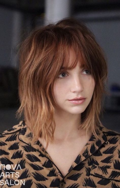 Layered Shoulder Length Hair With Bangs, Bangs Round Faces, Shaggy Lob, Emily Rudd, Shaggy Short Hair, Asian Short Hair, Hair With Bangs, Hair Appointment, Edgy Hair