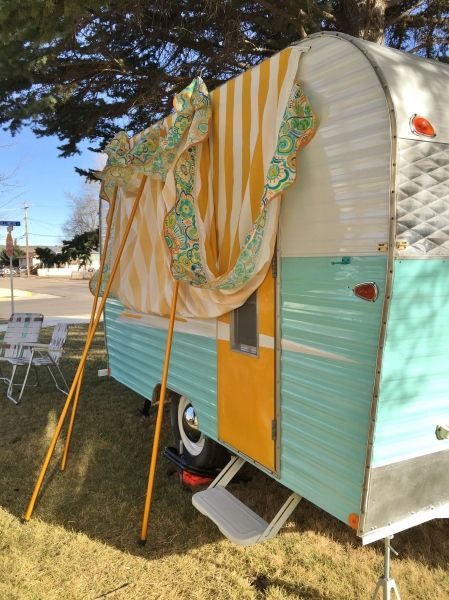 My Little Vintage Trailer -All the Bells and Whistles for Myrtle – Ostrobogulous cackleberries Vintage Camper Redo, Beach Trailer, Vintage Trailer Remodel, Travel Trailer Interior, Vintage Trailers Restoration, Vintage Trailer Interior, Small Camper Trailers, Glamper Camper, Vintage Camper Interior