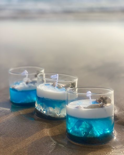 #seacandle #beachcandle #royalcandle #gelcandle #soycandles #decocandle #bleucandle #candlemaking #candlesofinstagram #candlelight #candledesign #artcandle #handmade @1.royalcandle Gel Candles Ideas, Blue Candle, Handmade Candles Ideas, Beach Candles, Shell Candles Aesthetic, Royal Candles, Ocean Gel Candle, Candle Seashell, Beach Theme Candles