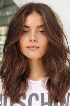 Haircuts For Round Face Shape, Makeup Tip, Wavy Hairstyles Medium, Long Face Hairstyles, Haircuts For Wavy Hair, Round Face Haircuts, Short Haircut, Hair Haircut, Long Wavy Hair