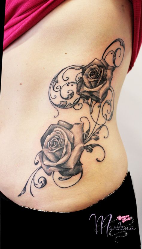 Ribs and side tattoo of black realistic roses and ornaments, decorative and feminine, underlining curve of female body :)  #rosestattoo #roses #feminine #ribs #ornamental Rose Tattoo Ribs, Half Mandala Tattoo, Tato Mandala, Tattoo Ribs, Entrepreneur Woman, Artist Clothing, Side Tattoos Women, Tattoos On Side Ribs, Realistic Rose Tattoo