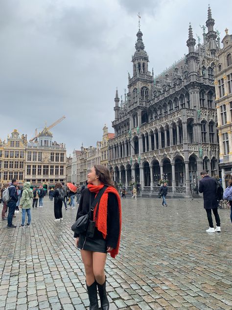 Inspo Outfits Belgica Brussels Outfit Fall, Brussels Winter Outfit, Belgium Outfits Spring, Brussels Fashion Outfits, Belgium Outfits Fall, Brussels Outfit Winter, Belgium Outfits Winter, Belgium Aesthetic Outfit, Brussels Outfit Spring