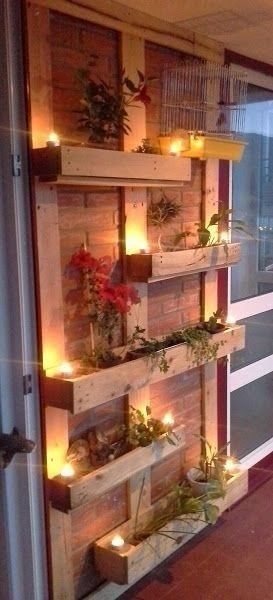 Gallery.ru / Фото #6 - идейки для сада - cherepaha-i Diy Shelves Pallet Wood, Balcon Mic, Balkon Decor, Garden Pallet, Pallet Planter, Real Estat, Pallet Creations, Pallet Crafts, House Things