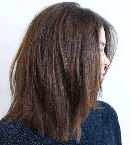 Haircuts For Thick Hair Long, Layers Thick Hair, Thick Hair Medium Length, Mid Length Straight Hair, Straight Thick Hair, Shoulder Length Straight Hair, Layered Thick Hair, Layered Haircuts Shoulder Length, Shoulder Length Haircuts