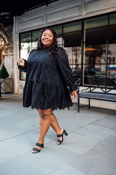 From Head to Curve in a black lace plus size dress for a date night outfit with braided amazon heels. Date Night Outfit Plus Size, Night Outfits Plus Size, Plus Size Date, Plus Size Date Night, Casual Plus Size Outfits, Night Outfits Winter, Lace Dress Outfit, Trendy Date Night Outfit, Outfit Plus Size