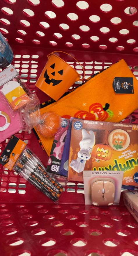 Preppy Target, Preppy Halloween, Target Fall, Halloween Date, Target Halloween, Halloween Bedroom, Halloween Movie Night, Halloween Stories, Halloween Baskets