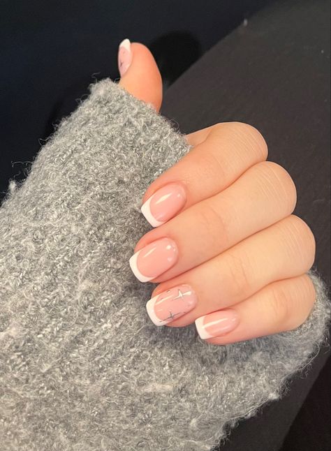 nail inspo, french tip nails Nail Inspo French Tip, Nail Inspo French, How To Cut Nails, Tip Nails, French Tip Nails, Nail Tips, Nail Ideas, Nail Inspo, Nails