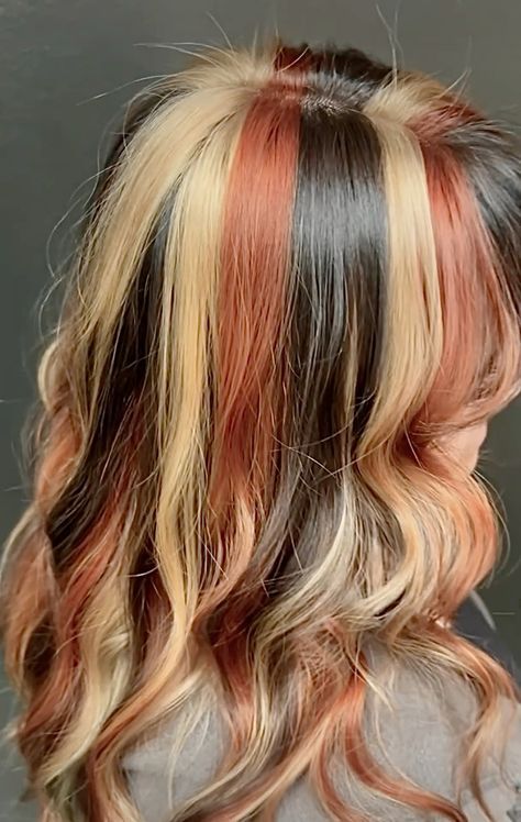 Multicolored Hair Highlights, Straight Calico Hair, Long Calico Hair, Box Dye Hair Color At Home, Calico Cat Hair Color Curly, Calico Hair With Bangs, Pale Orange Hair, Calico Hair Straight, Multiple Hair Color Ideas