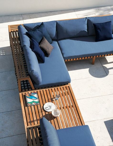 Modern Outdoor Modular Sofas - Italian Couches | RODA Teak Bench Outdoor, Sofa Area Externa, Ideas Terraza, Sofa Lounge, Outdoor Pouf, Deck Furniture, Teak Outdoor, Garden Sofa, Lounge Chair Outdoor