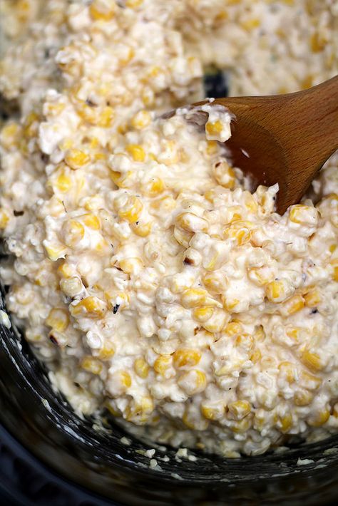 Grilled Corn Dip, Corn Casserole Crockpot, Christmas Crockpot, Crockpot Corn, Cheesy Corn Casserole, Slow Cooker Creamed Corn, Slow Cooker Mexican, Cream Cheese Corn, Corn Side Dish