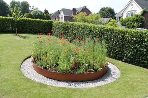 Corten Steel Circular Planters, Circular Raised Beds, Circular Planter Ideas, Circular Raised Garden Beds, Everedge Corten, Round Garden Bed Ideas, Large Front Garden, Round Garden Bed, Circular Garden Design