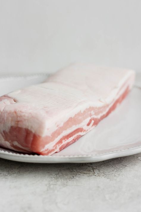 Southern Pork Belly Recipes, Pork Belly Roast Recipes, Italian Pork Belly Recipes, Pork Belly And Potatoes, How To Cook Pork Belly In Oven, Slow Cooked Pork Belly, Cooking Pork Belly, Skinless Pork Belly Recipe, How To Cook Pork Belly