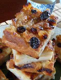 Vietnamese Bread Pudding Cookie Pudding Dessert, Banh Bo, Custard Pie Recipe, Honeycomb Cake, Cake Ball, Banana Cupcakes, Asian Sweets, Banana Cake Recipe, Custard Pie