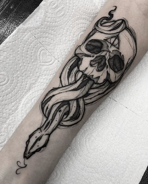 Slytherin Tattoo, Tattoo Harry Potter, Dark Mark Tattoos, Harry Tattoos, Mario Tattoo, Black And White Snake, Hp Tattoo, Bookish Tattoos, Snake Tattoos