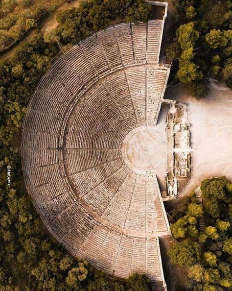 This is Ancient Theatre of Epidaurus, Greece. It was constructed at the end of the 4th century BC. Diogenes Of Sinope, Ancient Theatre, Ancient Greek Theatre, Roman Theatre, Ancient Origins, Ancient Greece, Ancient Cities, Ancient History, Archaeology