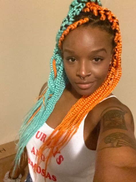 Teal and orange two tone look Orange And Blue Braids, Box Braids Green, Braids Green, Blue Braids, Colorful Box, Hair Color Orange, Teal And Orange, Box Braid, Box Braids Styling