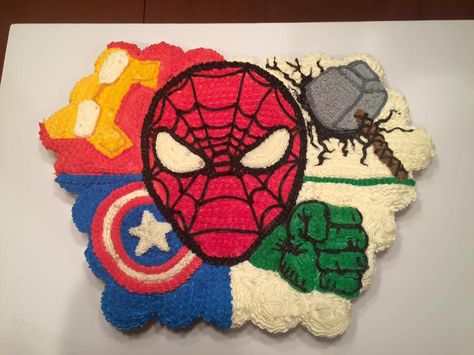 Avengers Cupcake Cake Marvel Cupcake Cake, Hulk Pull Apart Cupcakes, Superhero Cupcake Cake, Avengers Cupcake Cake, Iron Man Cupcakes, Marvel Cupcakes, Avengers Cupcakes, Spiderman Cakes, Avenger Cupcakes