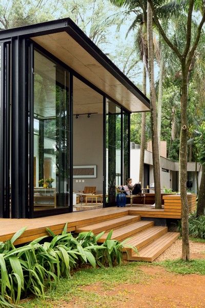 Modern House In The Woods, Steel Frame House, Glass Walls, Architecture Design Concept, Modern Architecture House, Design Exterior, Luxury House Designs, Forest House, Glass House