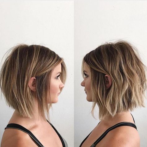 ✖️Smooth Vs Texture ✖️ Repost @domdomhair . . . . . . . #rosegoldhair #inverlochhairdresser #hairinspo #hairblogger #hairdresser… Layer Hair, Soft Layer, Mom Hair, Brunette Bob, Best Bob Haircuts, Modern Texture, Stacked Bob Haircut, Choppy Bob Hairstyles, Bob Haircut With Bangs