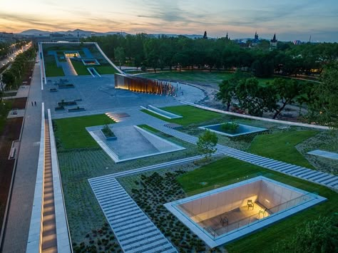 Underground Building, Budapest City, Campus Design, Earth Sheltered, Underground Homes, Roof Architecture, New Building, Architecture Concept Drawings, Zaha Hadid Architects