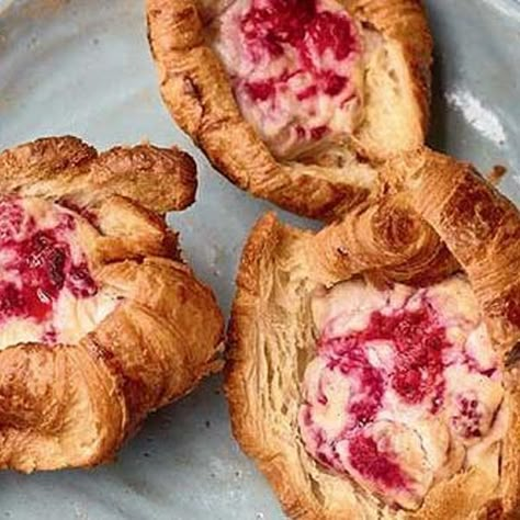 Nadiya Hussain Raspberry Cheesecake Croissants | Time to Eat BBC Nadiya Hussain Recipes, Hazelnut Mousse, Raspberry Overnight Oats, Jackfruit Curry, Nadiya Hussain, British Recipes, Dinners Easy, Baklava Recipe, Croissant Recipe