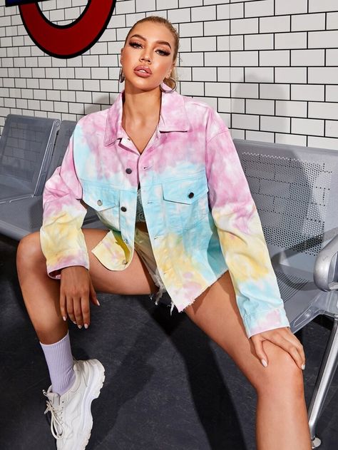 Button Front Tie Dye Denim Jacket | SHEIN USA Easy Diy Tie Dye, Tie Dye Denim Jacket, Ty Dye, Women's Streetwear Fashion, Diy Tie Dye Techniques, Tie Dye Jackets, Dye Denim, Tie Dye Men, Tie Dye Crafts