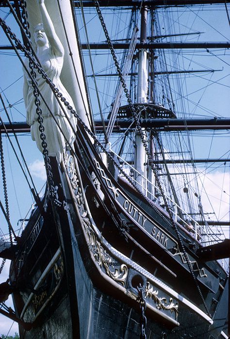 Cutty Sark, 1968 Cutty Sark Ship, Ship Figurehead, Hms Hood, Cutty Sark, Dublin Ireland Travel, Clipper Ship, Old Sailing Ships, Sailing Vessel, Old Boats