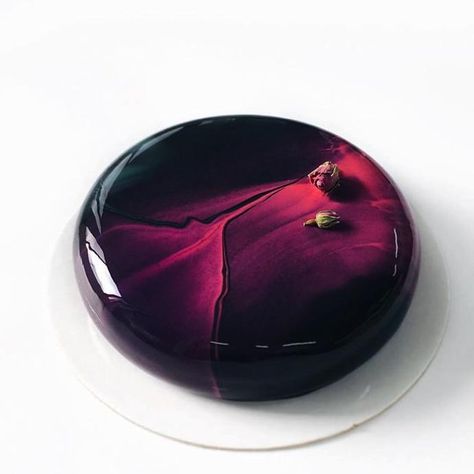 Mirror Glazed Cakes, Mirror Cakes, Minuman Starbucks, Chocolate Hazelnut Cake, Glaze Cake, Mirror Glaze Cake, Mousse Cakes, Mirror Cake, Hazelnut Cake