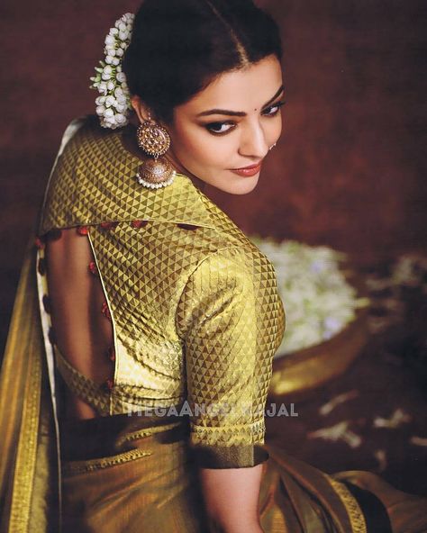 2,736 Likes, 24 Comments - KAAJU FAN😍 (@megaangelkajal) on Instagram: “@kajalaggarwalofficial new #Saree #Photoshoot (1/3)” Golden Colour Blouse Design, Gold Colour Blouse Designs, Golden Blouse, New Saree, Saree Blouse Neck Designs, Brocade Blouse, Blouse Back Neck Designs, Modern Saree, Sari Blouse Designs