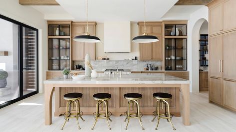 From a merged design firm in Toronto to a husband-and-wife-run architecture firm in Vancouver, we can't wait to see what's to come for these talented creators in 2022. White Oak Kitchen, Oak Kitchen, Gorgeous Kitchens, Studio Interior, Kitchen Inspiration Design, Traditional Kitchen, House And Home Magazine, Blog Design, Barndominium