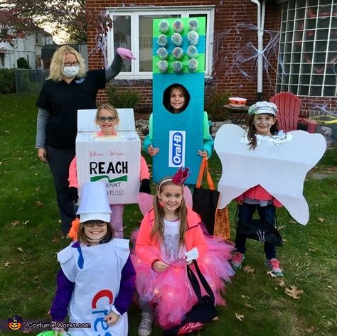 The Dental Health Crew - 2017 Halloween Costume Contest Jelly Belly Costume, Tooth Halloween Costume, Creative Diy Costumes, Dental Halloween, Tooth Costume, Tooth Fairy Costumes, Dental Health Week, 2017 Halloween Costumes, Office Halloween Costumes