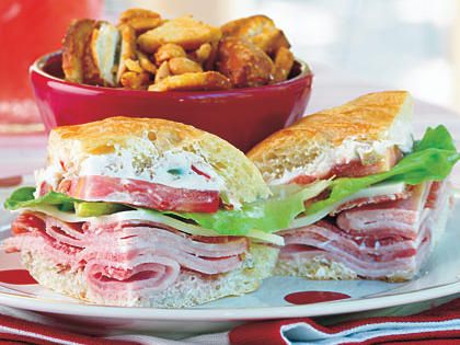 Ham and Cheese Party Sandwiches Ham And Cheese Party Sandwiches, Hot Ham Sandwiches, Best Ham Sandwich, Party Sandwiches Recipes, Ham Sandwich Recipes, Cold Sandwich Recipes, Cream Cheese Sandwiches, Sandwich Sauces, Ham Sandwich