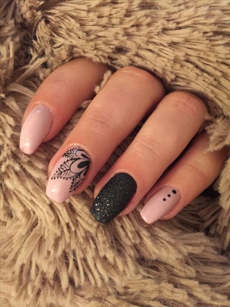 Boho Nail Design, Henna Nail Design, Mandala Nail Art, Nagel Stamping, Mandala Nails, Henna Nails, Boho Nails, Unghie Nail Art, Ongles Nails