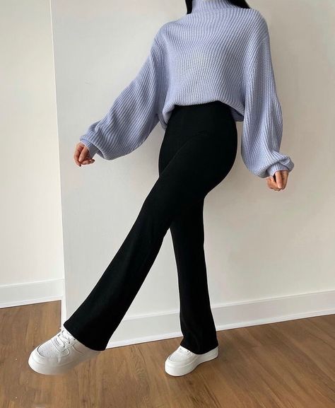 High Neck Jumper, Parisian Vibes, Winter Fashion Outfits Casual, Oversized Sweaters, Uni Outfits, Everyday Fashion Outfits, Casual Day Outfits, Quick Outfits, Easy Trendy Outfits