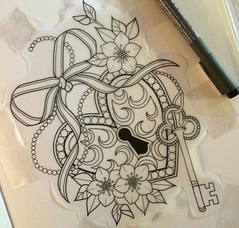 I want something like that for my arm piece . Locket Drawing, Padlock Tattoo, Key Sketch, Heart Lock Tattoo, Lock Key Tattoos, Heart Locket Tattoo, Mandala Arm Tattoo, Boss Tattoo, Wrist Tatoo