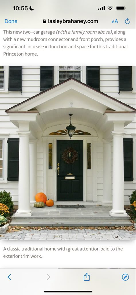 Colonial Front Porch, Garrison Colonial, Porch Styles, House Facade, Front Entrances, Front Entrance, Ceremony Flowers, Board And Batten, Front Of House