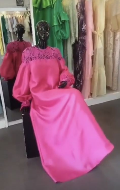 Silk Bubu Styles Nigerian, Bubu Styles, Modest Outfits Muslim, Kaftan Styles, Elegant Summer Outfits, Nigerian Lace Styles Dress, Modest Dresses Fashion, African Wear Dresses, African Lace Dresses