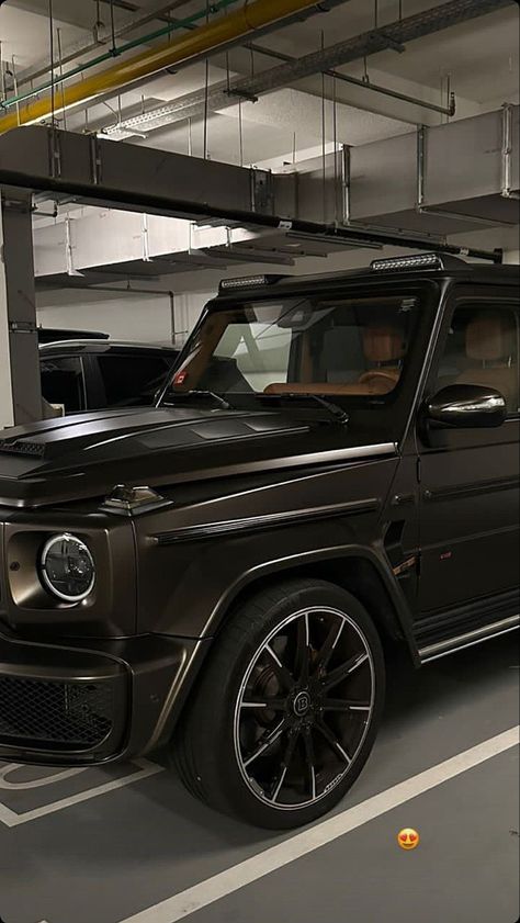 Black Mercedes, Black Mercedes Benz, C 63 Amg, Dream Cars Mercedes, Mercedes G Wagon, Luxurious Cars, Lux Cars, Car Goals, Mercedes Car